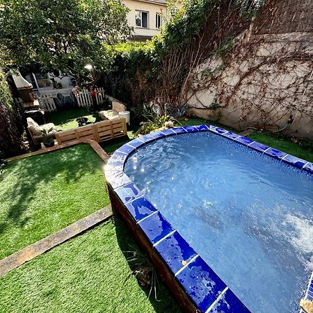 Casa En Masnou Junto A Playa Y Tren Villa Luaran gambar