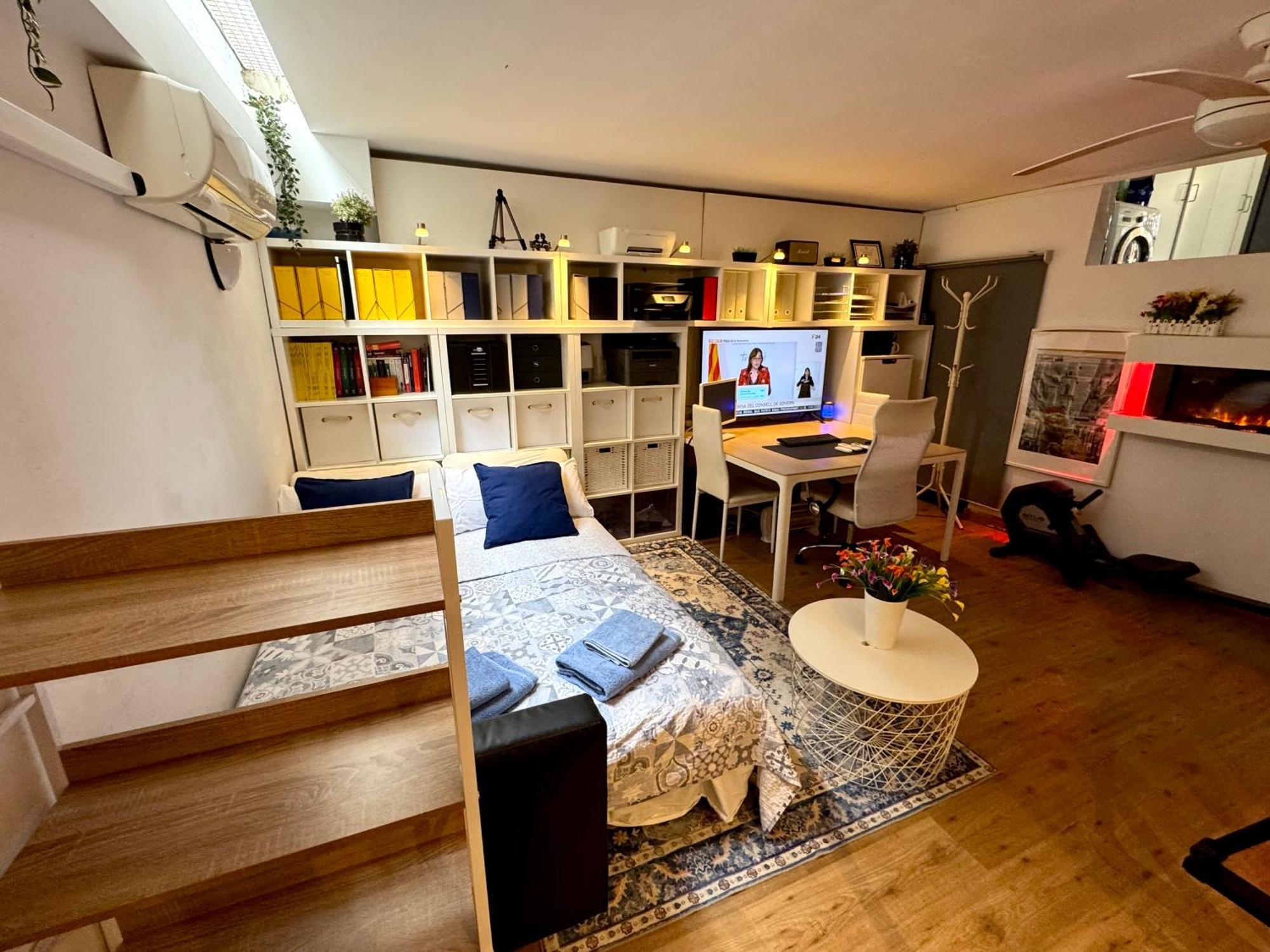 Casa En Masnou Junto A Playa Y Tren Villa Luaran gambar