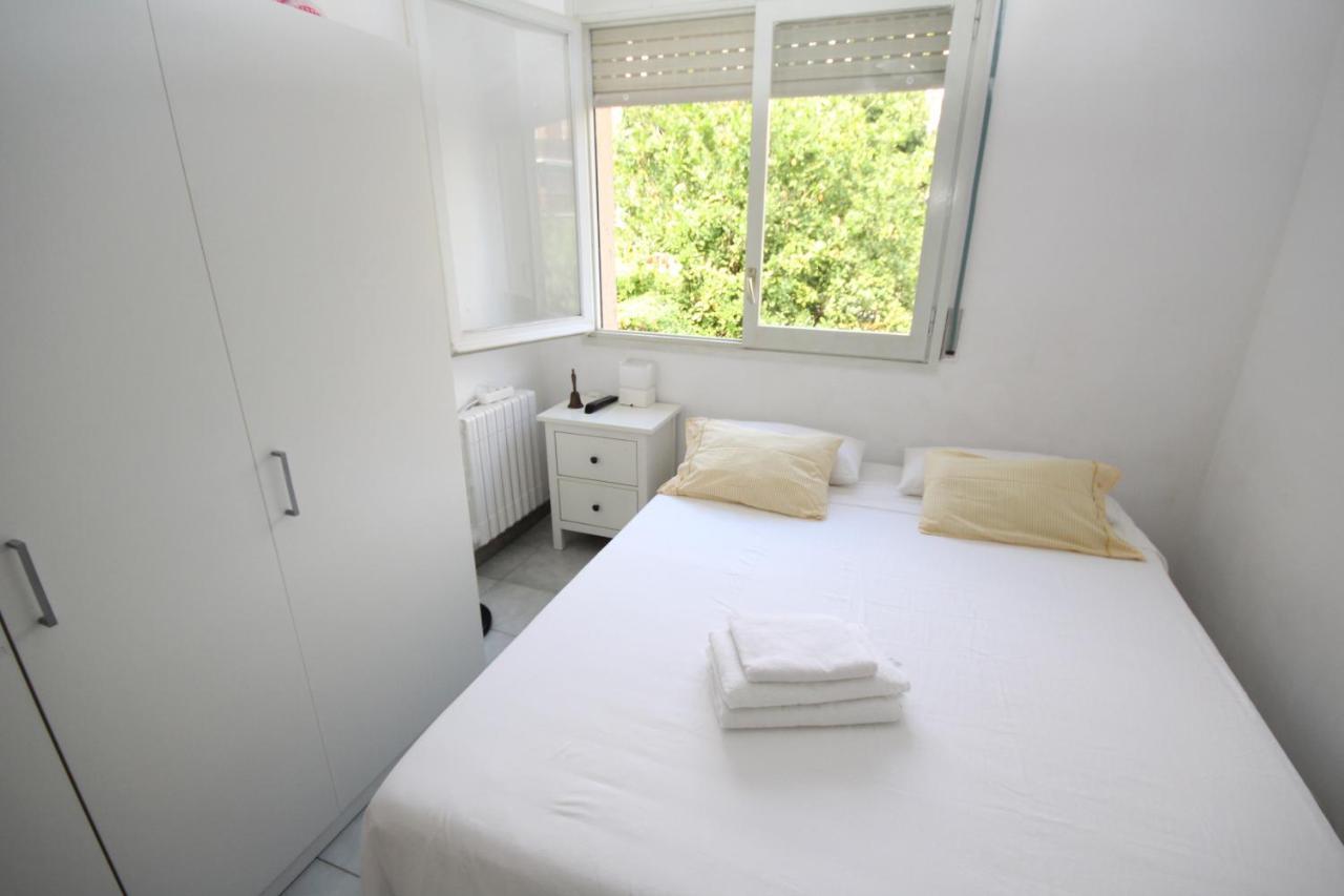 Casa En Masnou Junto A Playa Y Tren Villa Luaran gambar